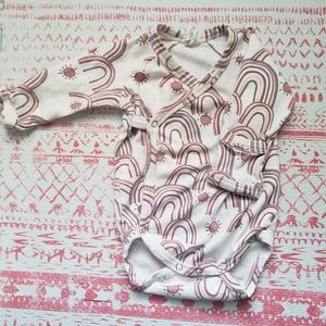 Kate Quinn 6-12 month body suit rainbow mauve